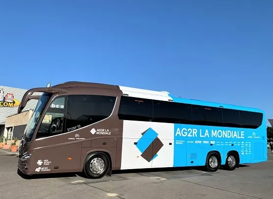 NOUVEAU BUS pour AG2R LA MONDIALE