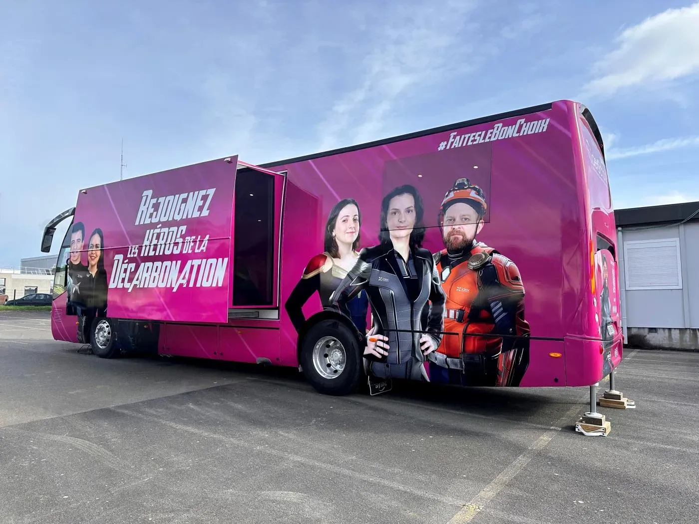 Nouveauté : Bus Exposition à tiroirs extensibles 